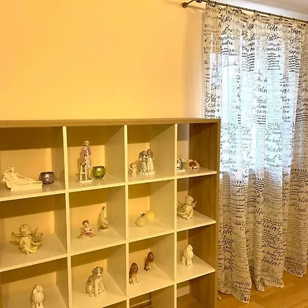 Двухэтажная Квартира В Центре Одессы Odesa